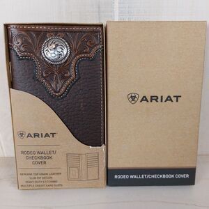 Ariat Circle Concho Chocolate Brown Leather Rodeo Wallet A3510202